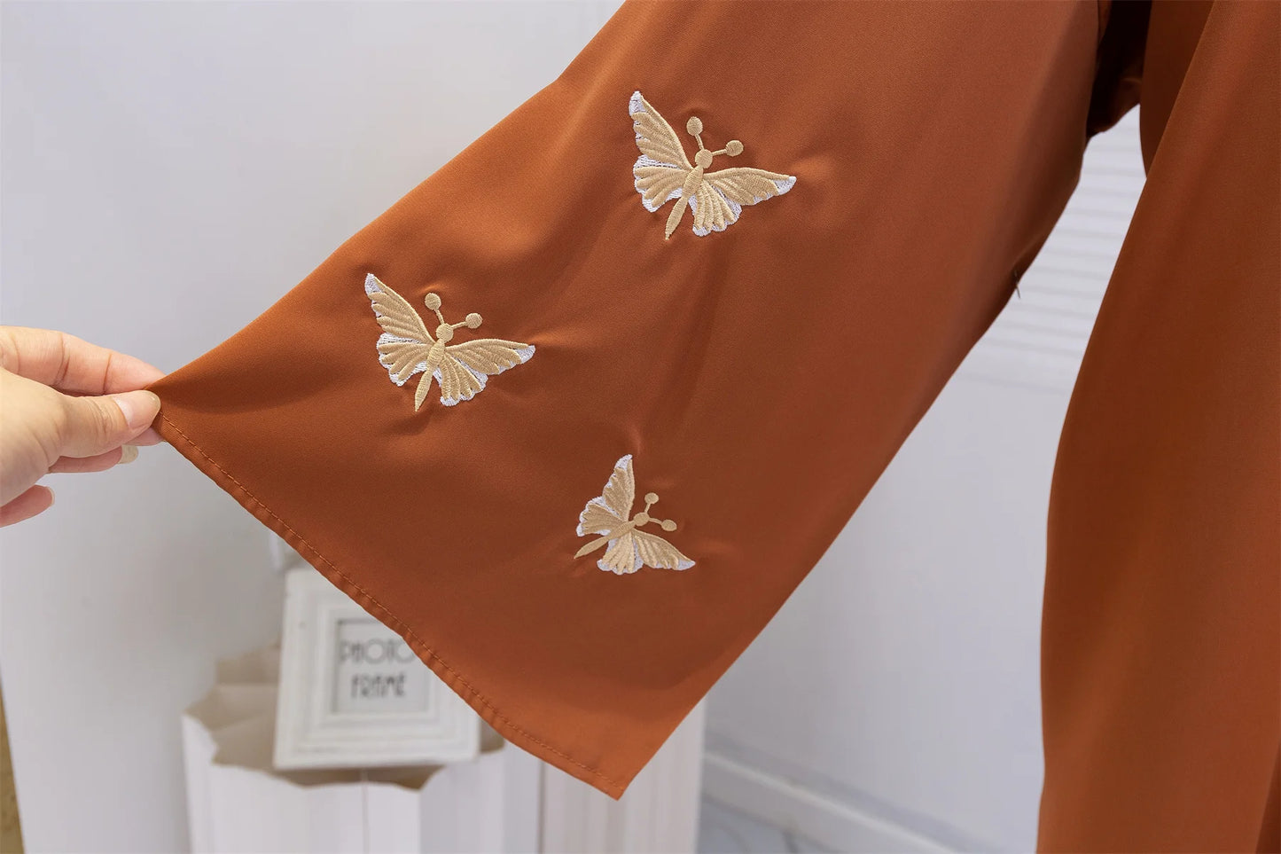 Butterfly Embroidery Open Front Abaya Women Long Sleeve Maxi Length Dress Muslim Abayas Kaftans Women Jilbabs Women's Clothing.