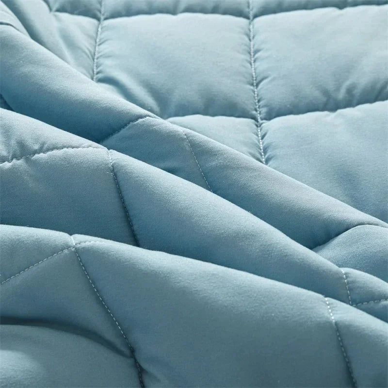 Breathable Quilted Mattress Protector with Soybean Fiber Padding Hypoallergenic Skin-Friendly Cover Machine Washable 720° Cover