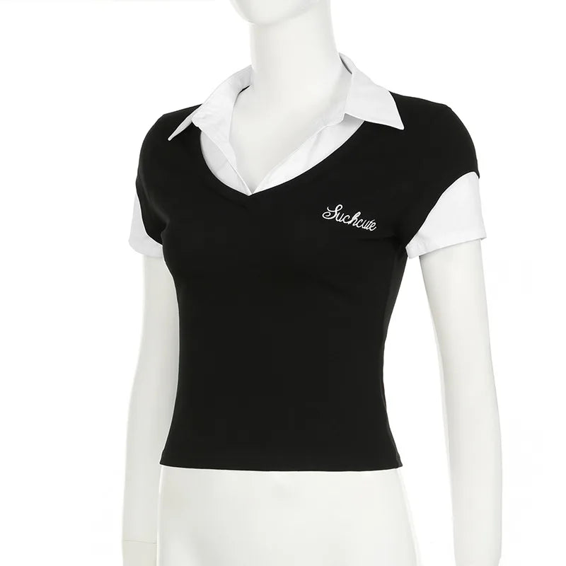 Fashionable and minimalist college style contrasting color lapel fake two piece T-shirt versatile short sleeved top.