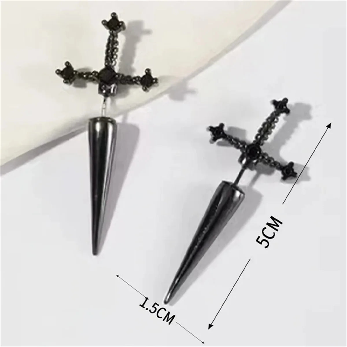 2pcs Gothic Kinitial Sword Stud Earrings,Vintage Cool Punk Crystal Goth Dagger Ear Piercing Jewelry Suitable for Daily Give Gift.