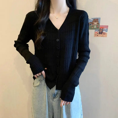 Women's Long-sleeved Button Cardigan Solid Color Casual Loose Fashion Top.