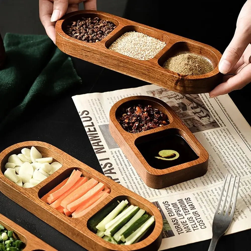 1Pcs New 2/3/4 Grids Solid Wood Tray Wooden Retro Food Plate Spice Dish Breakfast Food Sushi Bread Dessert Sauce.