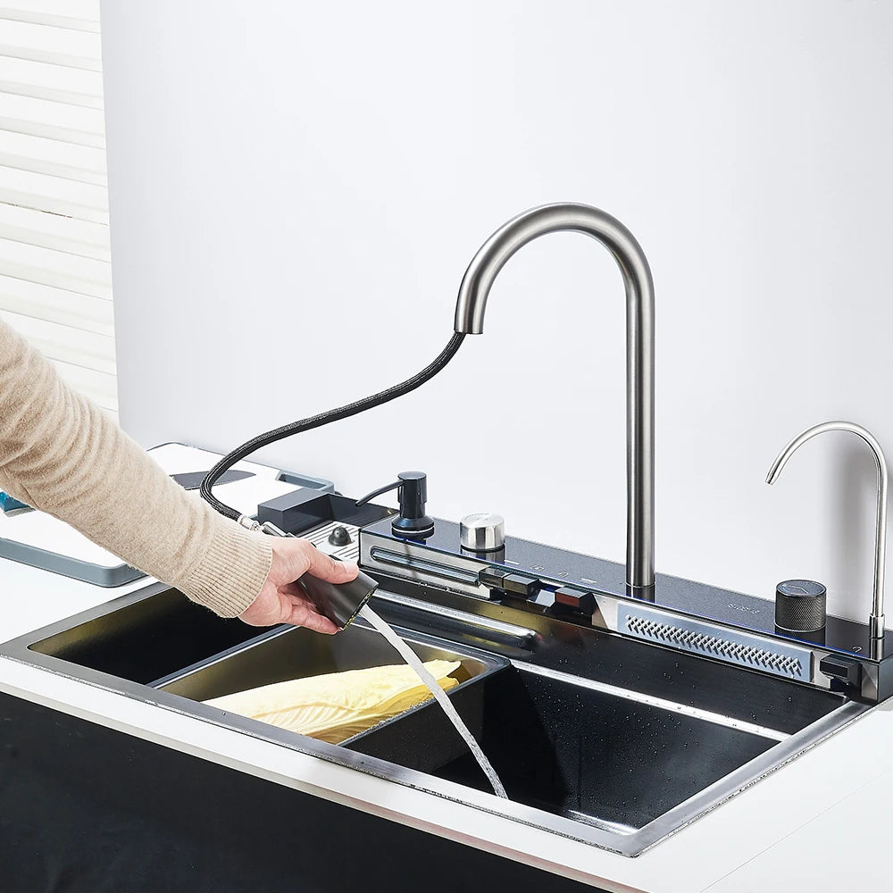 Wasserfall-Küchenspüle aus Edelstahl 304, großes Einzelschlitz-Wasserhahn-Set mit integrierter Digitalanzeige, Seifenspender, 75 x 45 cm