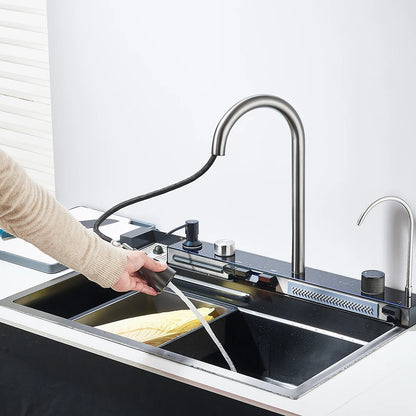 Wasserfall-Küchenspüle aus Edelstahl 304, großes Einzelschlitz-Wasserhahn-Set mit integrierter Digitalanzeige, Seifenspender, 75 x 45 cm