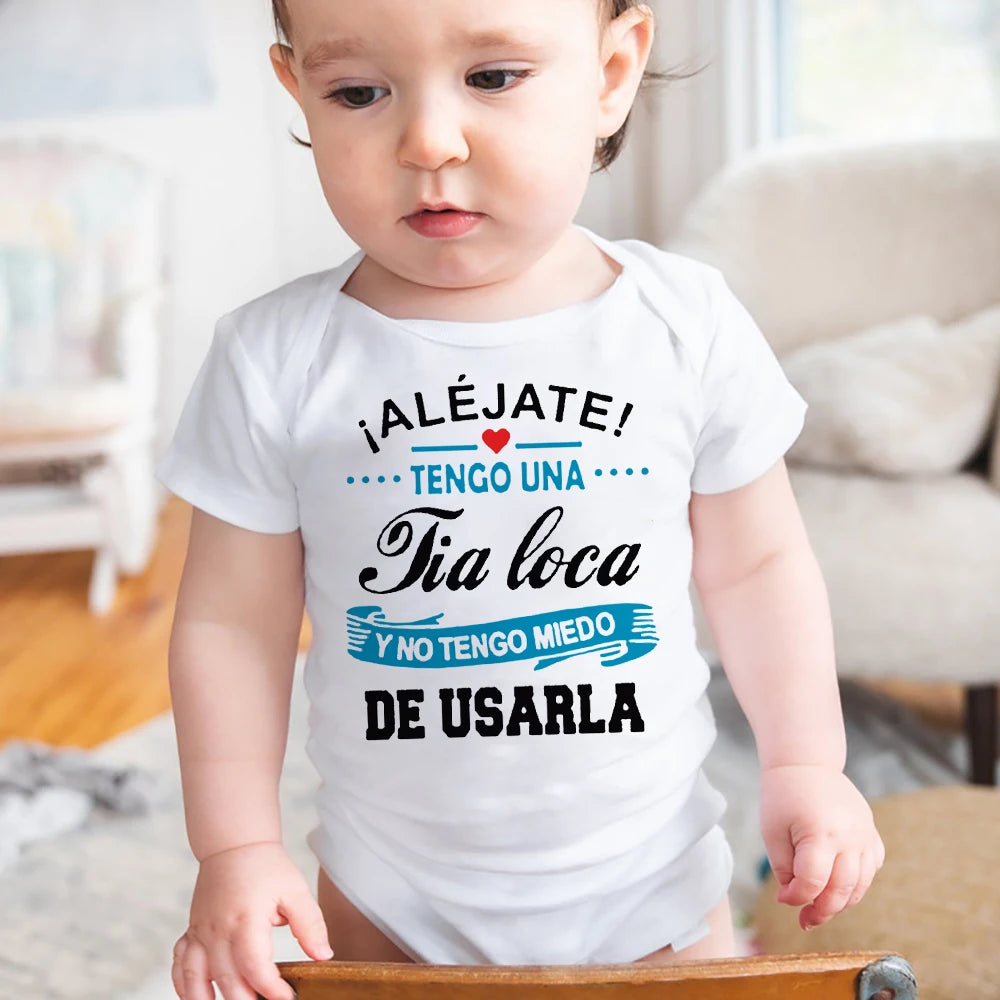 Bleiben Sie weg, ich habe eine verrückte Tante, ich habe keine Angst vor ihr Baby-Strampler, lustiger Säuglings-Body, kurzärmelige Overall-Outfits für Neugeborene.