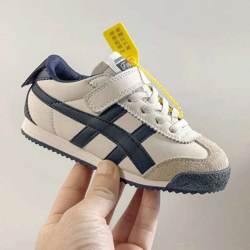 Children's Sneakers Boys Lightweight Breathable Sport Running Shoes Girls Soft Bottom Casual Shoes Student Shoes.