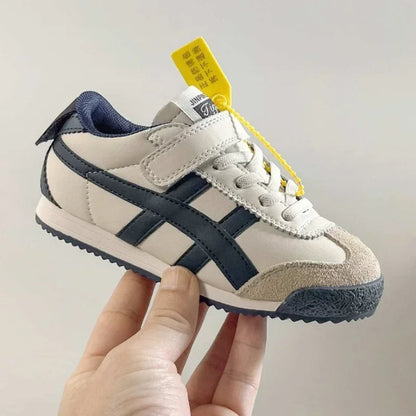 Children's Sneakers Boys Lightweight Breathable Sport Running Shoes Girls Soft Bottom Casual Shoes Student Shoes.