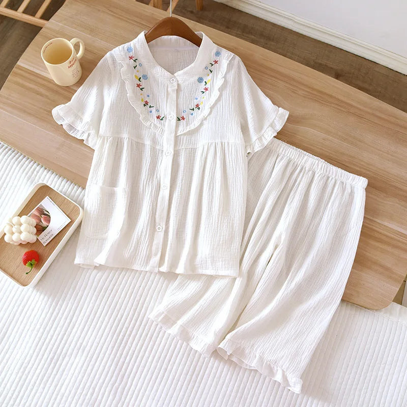 Spring and summer 2025 new women's pajama suit 100% cotton crepe short-sleeved capris embroidered round-neck household clothes
