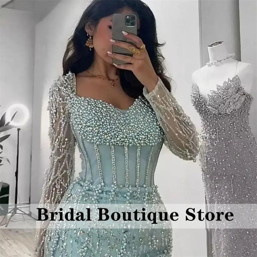 Glänzende blaue Dubai-Abendkleider 2025, mit Perlen verziert, Kristalle, Hochzeitskleid für besondere Anlässe, maßgeschneidert.