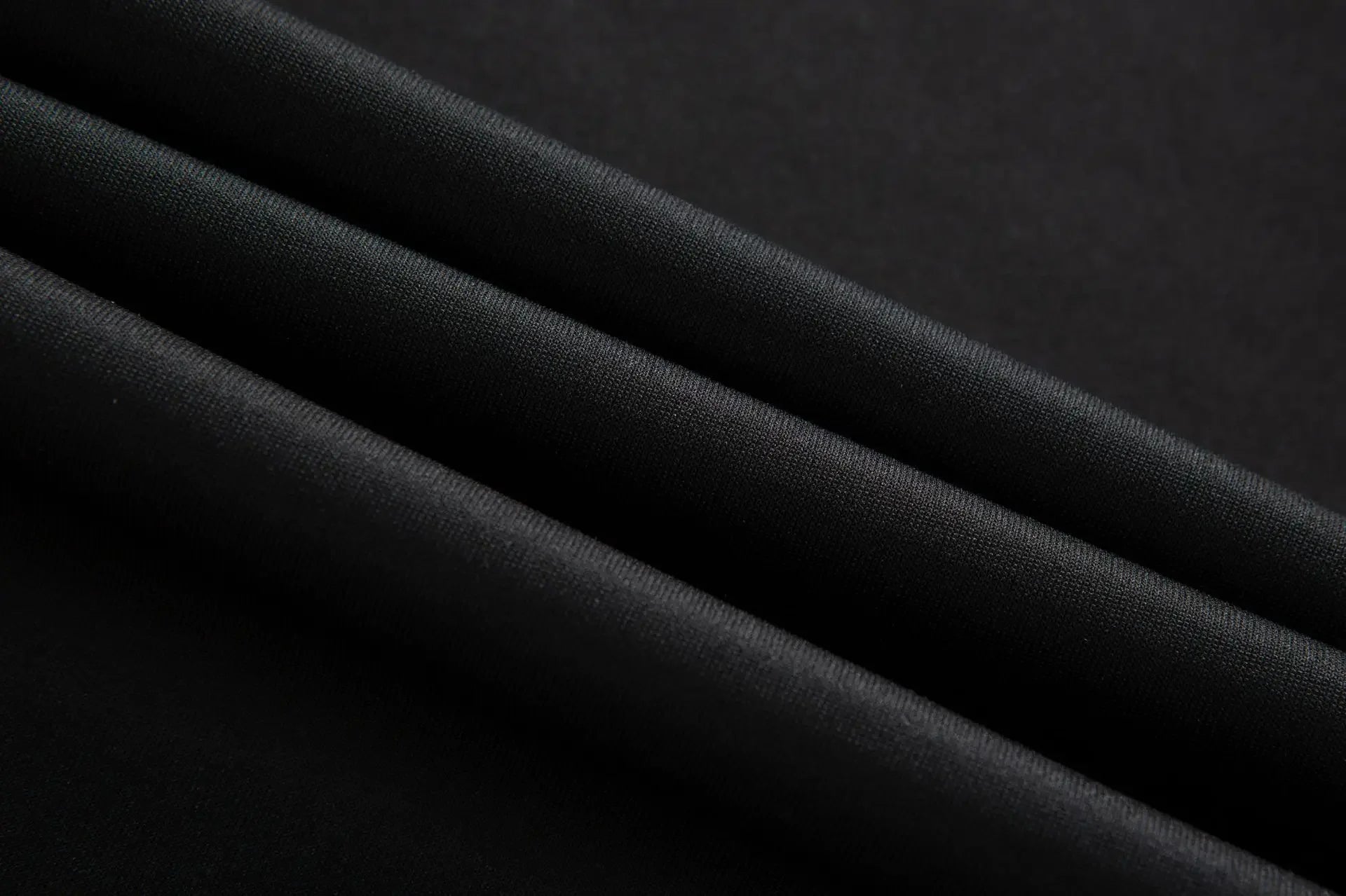 Herren-Sportbekleidung, Kapuzen-Cardigan-Set, europäische Größe, schmale Passform, Freizeitkleidung, koreanischer Stil, Sportanzug, bequem, atmungsaktiv.