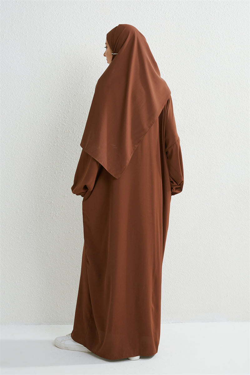 Muslim abaya