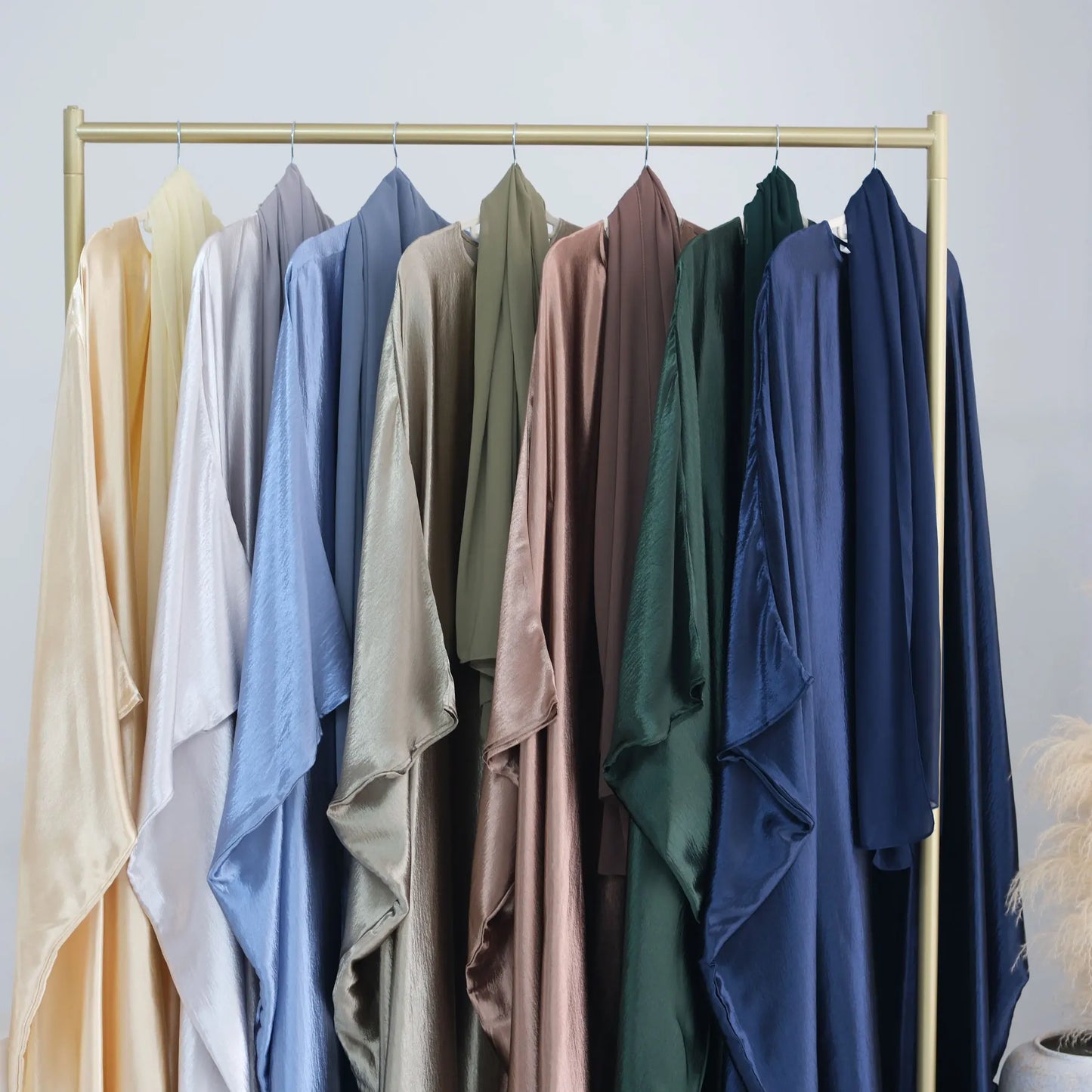 Batwing Satin Shimmer Abaya Damen Dubai Luxury Islam Muslim Kaftan Dress Women Kebaya Vestidos Djellaba Robe Femme Musulmane.