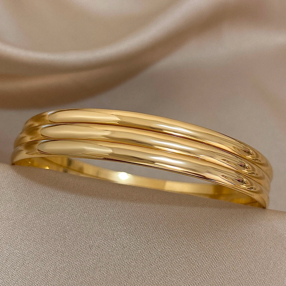 3pcs Glossy 18K Gold Plated Stainless Steel Bangle Bracelet for Women Minimalist Basic Wristband Bangles Waterproof Jewelry.