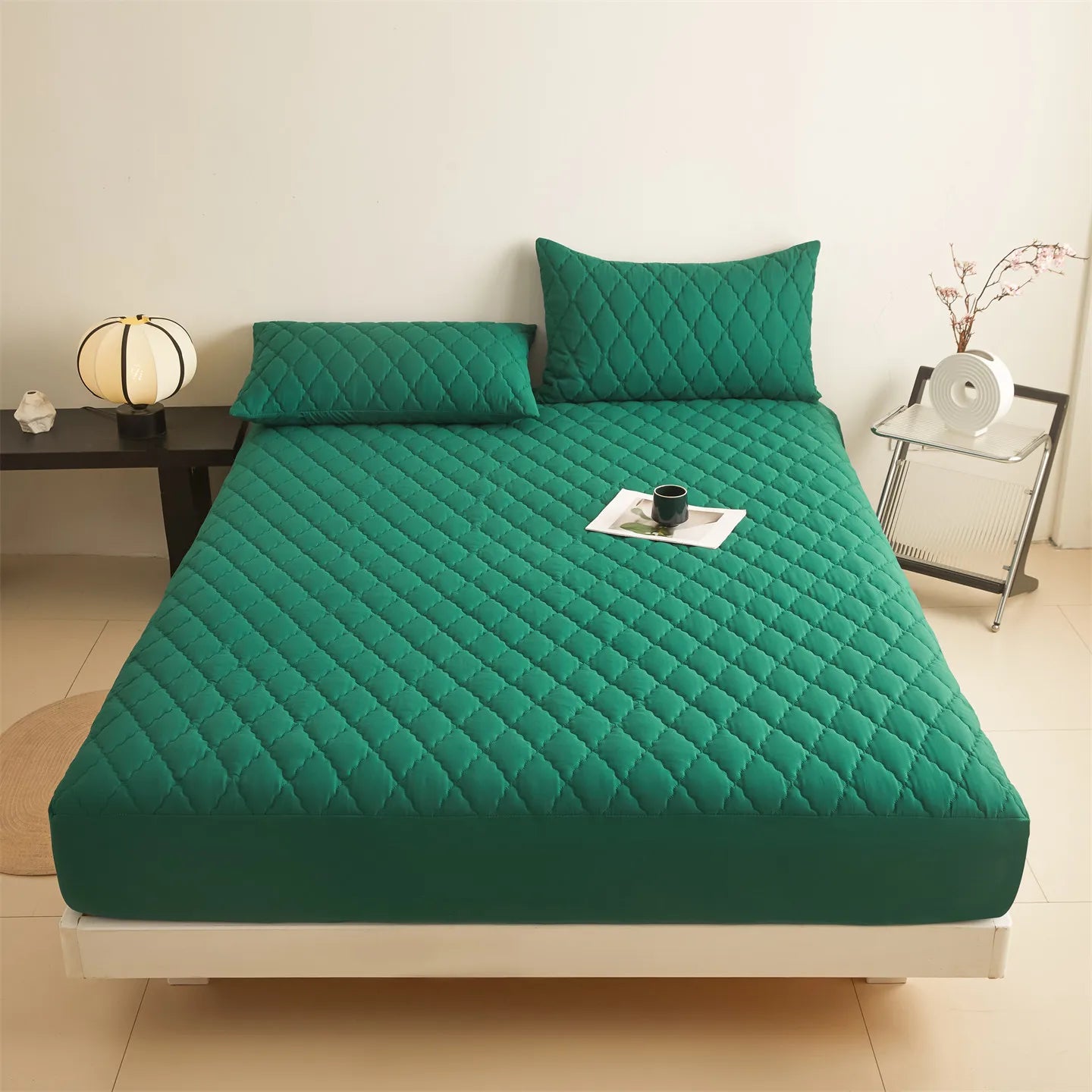 Waterproof Mattress Cover Thickened Padding Comfortable Fabric Bed Cover Bed Linen Bed Sheets Set Mattress Protector for Home.