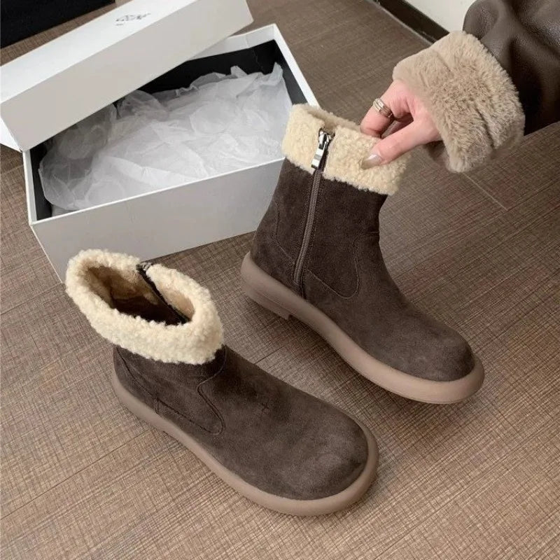 Casual comfortable snow boots women winter retro plush cotton shoes simple warm short boots Fashionable versatile women shoes.
