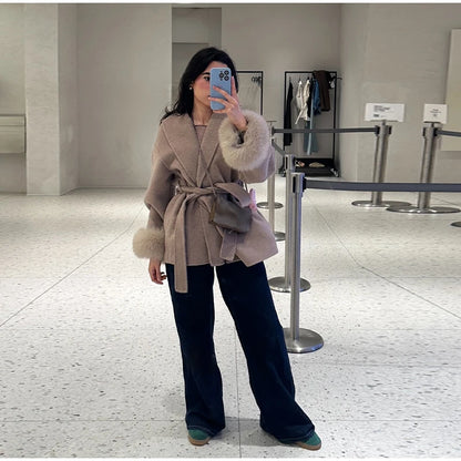 2025 Chic Revers Plüsch Mantel Mit Gürtel Frauen Vintage Feste Faux Pelz Hülse Tweed Offene Mäntel Weibliche Herbst Casual Straße outwear.