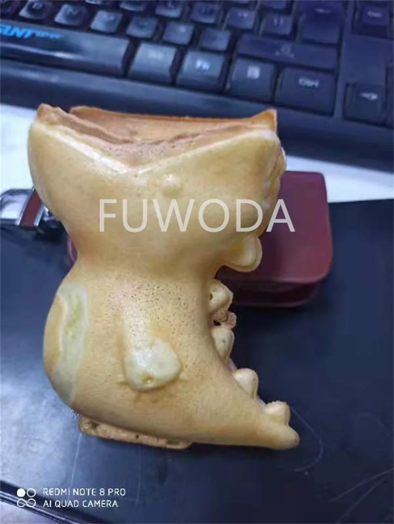 Customizable Electric 110V/220V Non-sticking Stainless Steel Dinosaur Waffle Making Machine Open Mouth Taiyaki Waffle Machine.