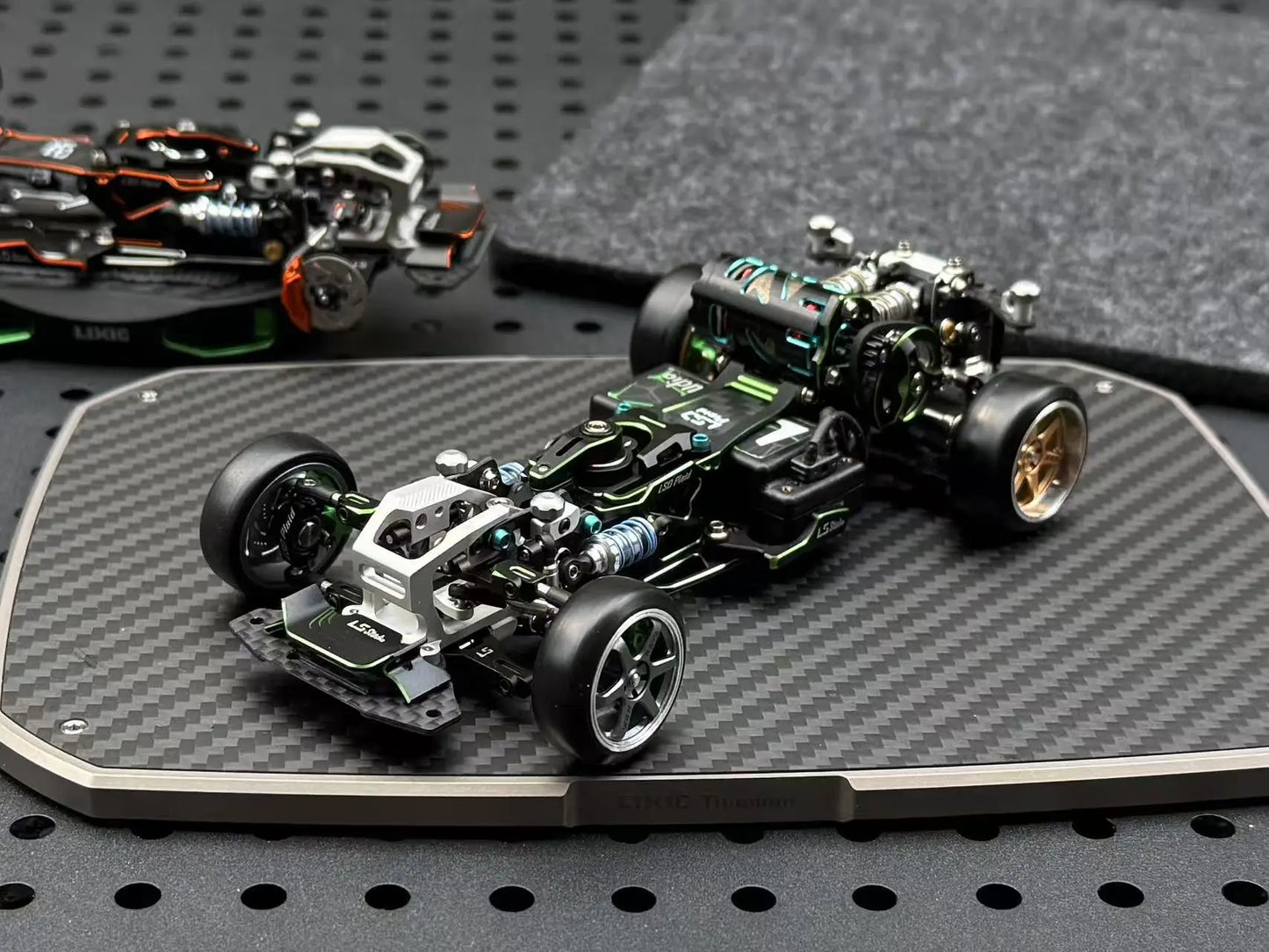 LSD Plaid RC Mini Car 1/24 RC Drift Mosquito Car  Frame KIT Lightweight Electric Remote Control Drift Model Toy Holiday Gift.