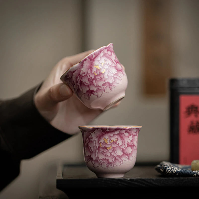 Chinese Ceramics Small Teacup Chinese Kung Fu Gongfu Teaware Porcelain Cup Handmade Peony Lily Single Master Tea Cup Drinkware.