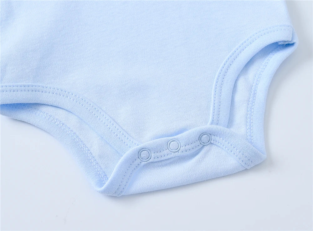 2025 Sommer Unisex Baby Body 0-24 Monate Kurzarm 100 % Baumwolle Weiß Schwarz Grau Design Säuglingskleidung