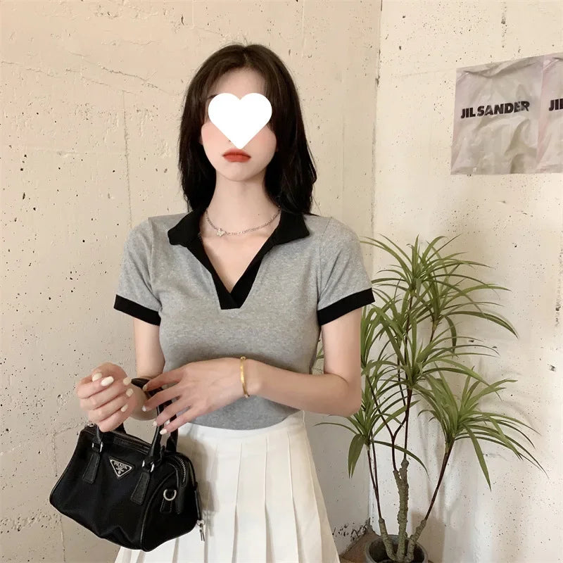 Plus Size Slimming Effect plus Size Women's Polo Neck T-shirt 200 Pounds Large Code College Style Top for plus Size Women.