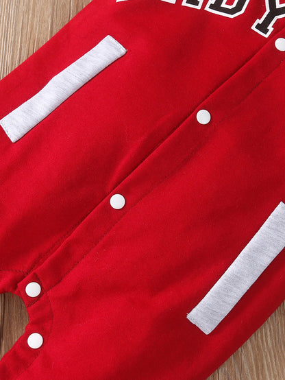 Modischer, langärmliger, süßer und personalisierter Baby-Jungen-Overall mit Rundhalsausschnitt und Buchstabendruck.