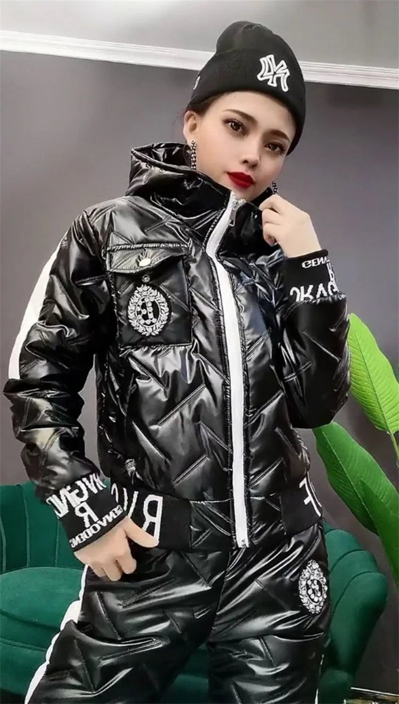 Mode Winter Glänzend Parkas Frauen Anzug Übergroßen Zwei Stück Set Casual Mit Kapuze Baumwolle Gepolsterte Kurzen Mantel + Verdicken Warme Hose Sets.