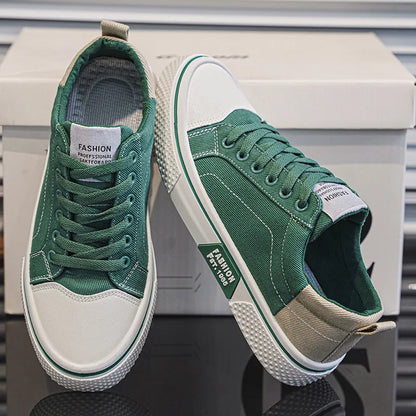 Atmungsaktive Herren-Skateschuhe aus Segeltuch mit weicher Sohle, lässige Turnschuhe, trendige, vielseitige, leichte, rutschfeste Slip-On-Sportschuhe, Größe 37–48.