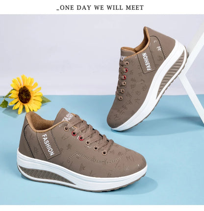 Frauen Turnschuhe Mode Frauen Vulkanisierte Schuhe Hohe Qualität Wohnungen Schuhe für Frauen Zu Fuß Plattform Plus Größe Zapatillas Mujer.