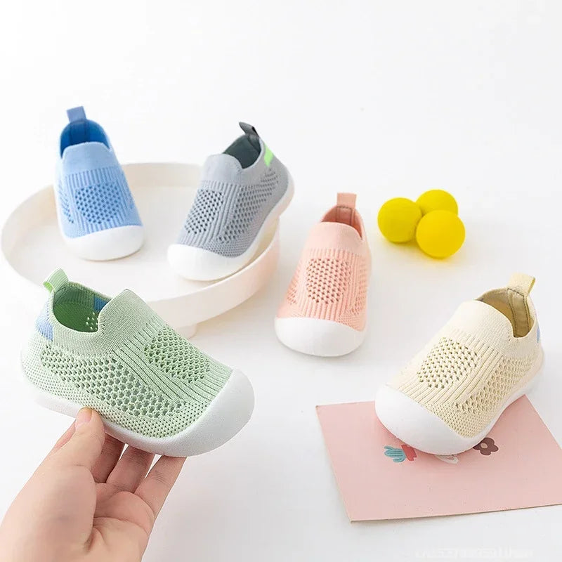Spring Popular New Baby Shoes Mesh Knit Breathable Kid Girls Boys 0-3T Summer Slip-On Casual Sneakers Toddler Non-Skid Prewalker.