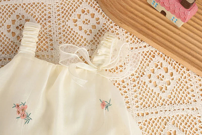 2024 Baby Mädchen Sommer Kleidung Schöne Blumen Hosenträger Body mit Hut Neugeborenen Prinzessin Kleid Infant Outdoor Ein Stück.