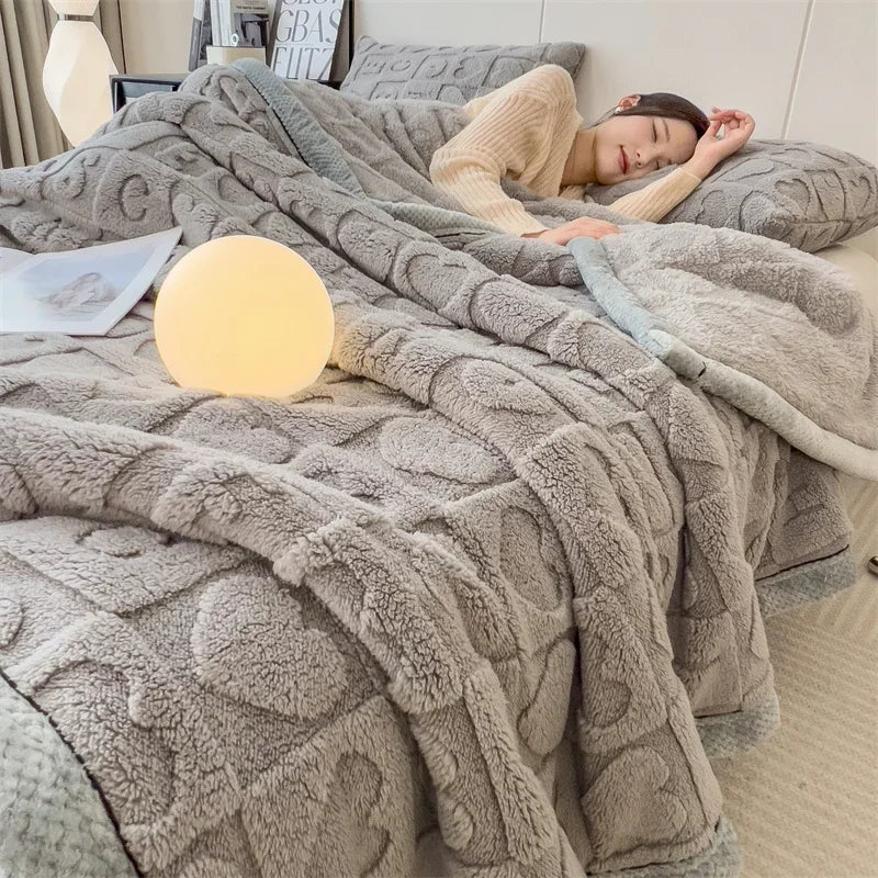 Winter Thick Lamb Fleece Blanket Solid Color Hibiscus Nap Blanket Coral Fleece Heart Shap Sofa Mat  A Grade Cotton Bed Sheets.