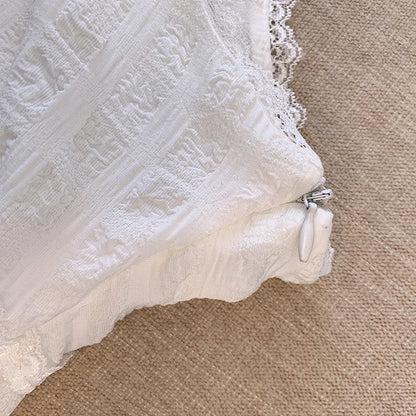 Y2K Low Rise Mini Skirt Tiered Ruffled Lace Trim White Short Skirt Summer Women Teen-Girl Feminine Barbiecore Outfit.