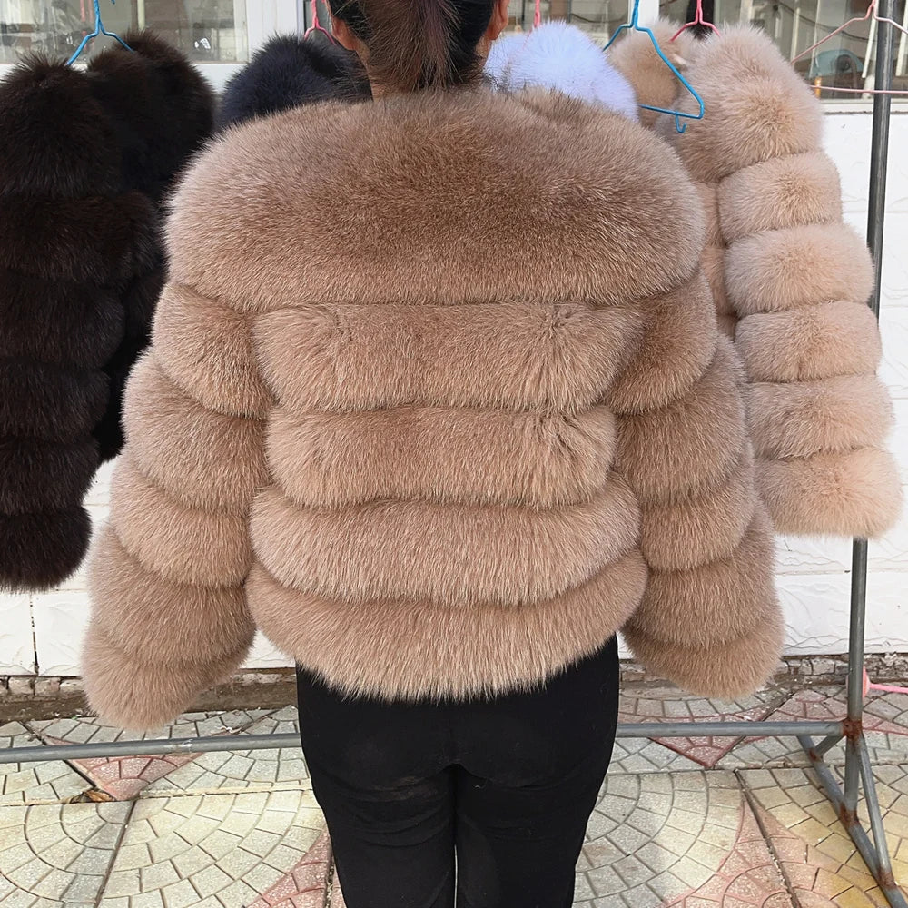 QUEENTINA Fuchspelzmantel Echt Winter Damen Neue Mode Flauschig 2025 Leder und Haut Weiße Kleidung Natürlich Neu in Mäntel und Jacken.
