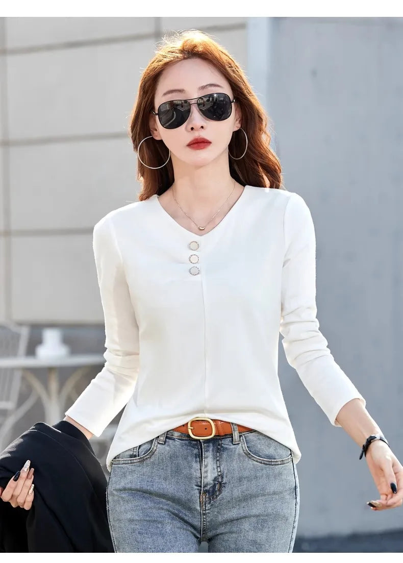 Wine red pure cotton long sleeved t-shirt for women's spring and autumn new style V-neck fashionable casual plus size loose top