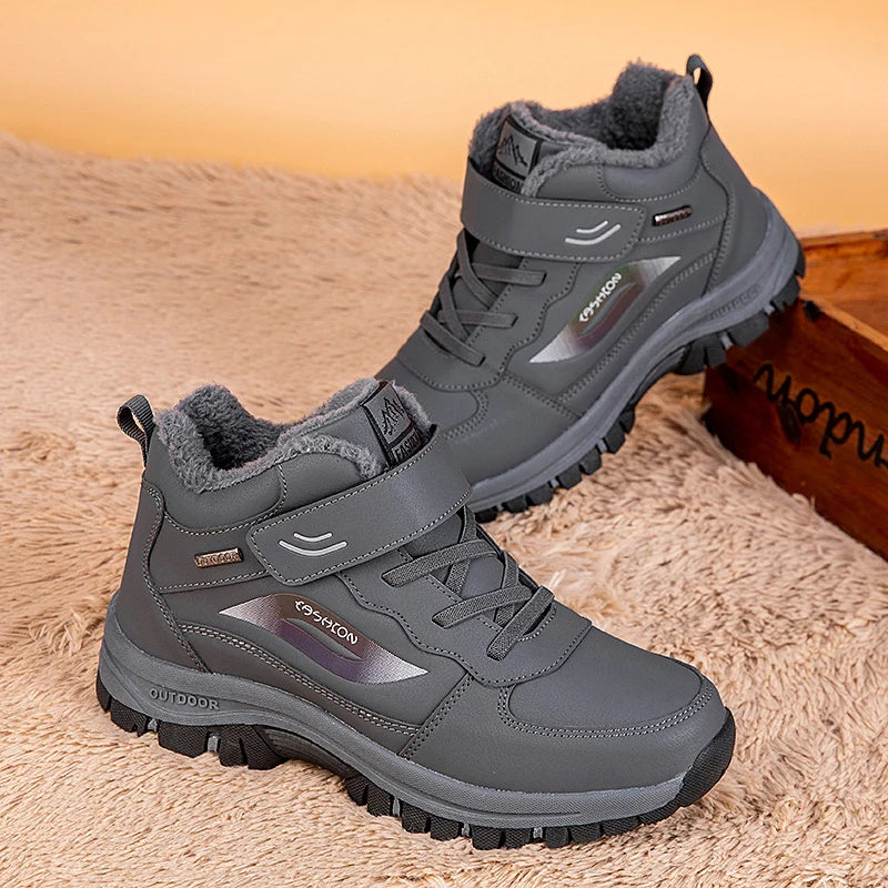 Unisex Winter Cotton Shoes Thick Soled Leather Warm Comfortable Snow Walking Casual Shoes Lightweight Outdoor High Top Boots.