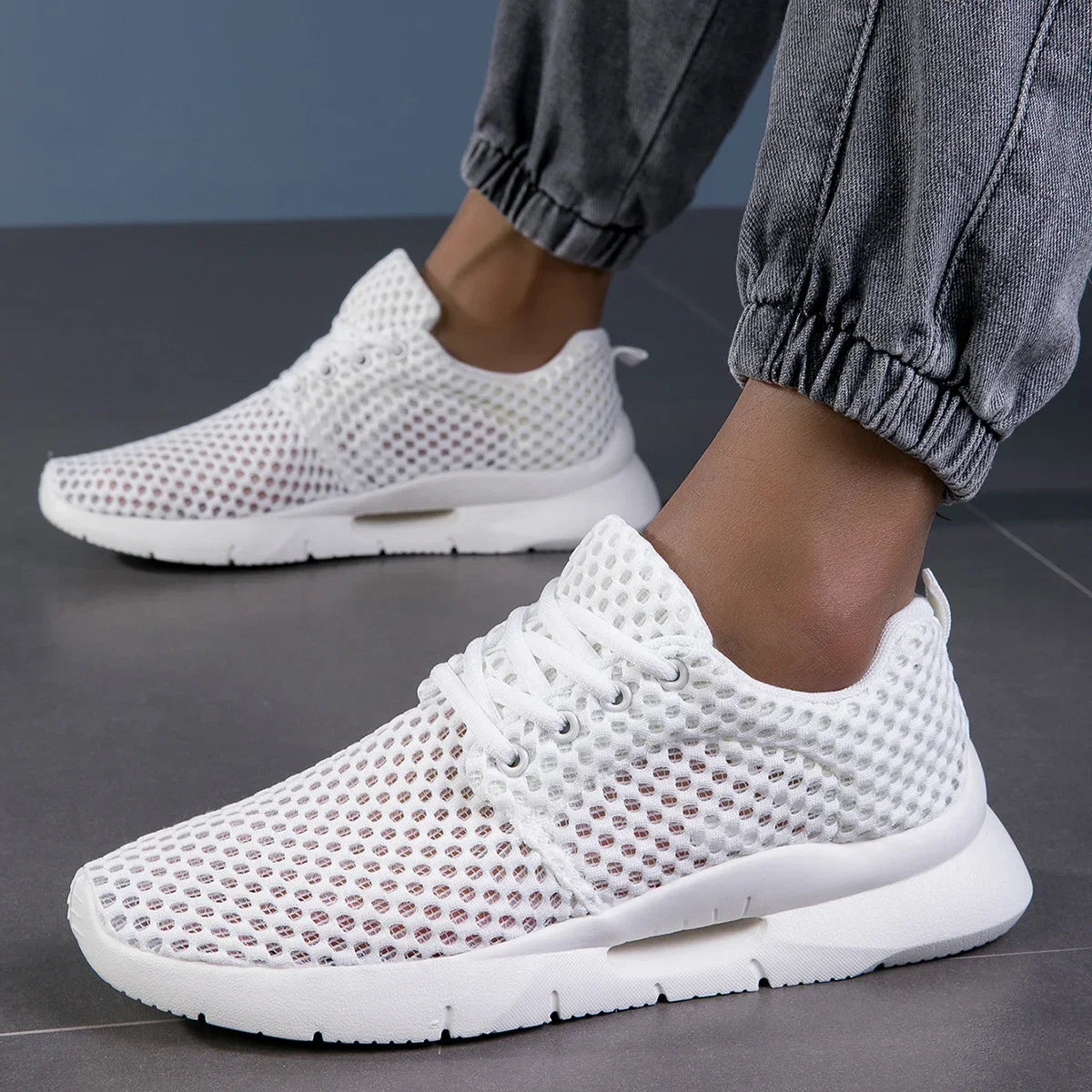 New Summer Summer Sneakers Men White Shoes Outdoor Comfort Walking Shoes Breathable Mesh Tennis Men Casual Shoes for Man.
