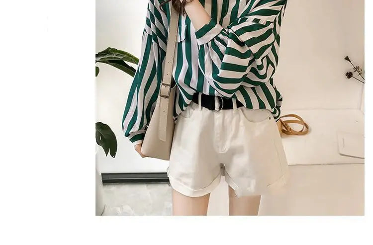 1pcs Woman Spring Autumn Stripe Shirts Lady Casual Long Sleeve Turn-down Collar Loose Shirt Female Chiffon Temperament Tops.