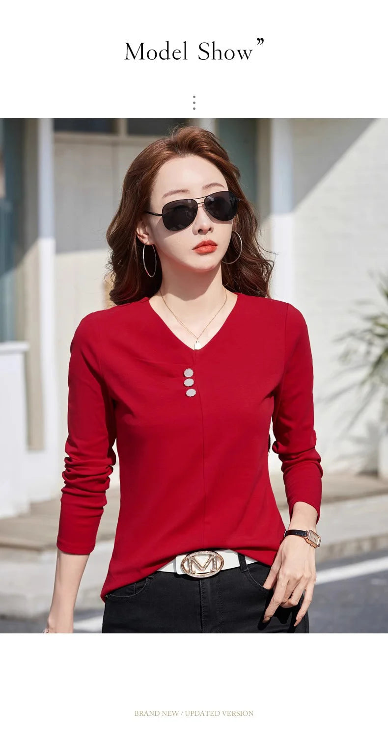 Wine red pure cotton long sleeved t-shirt for women's spring and autumn new style V-neck fashionable casual plus size loose top.