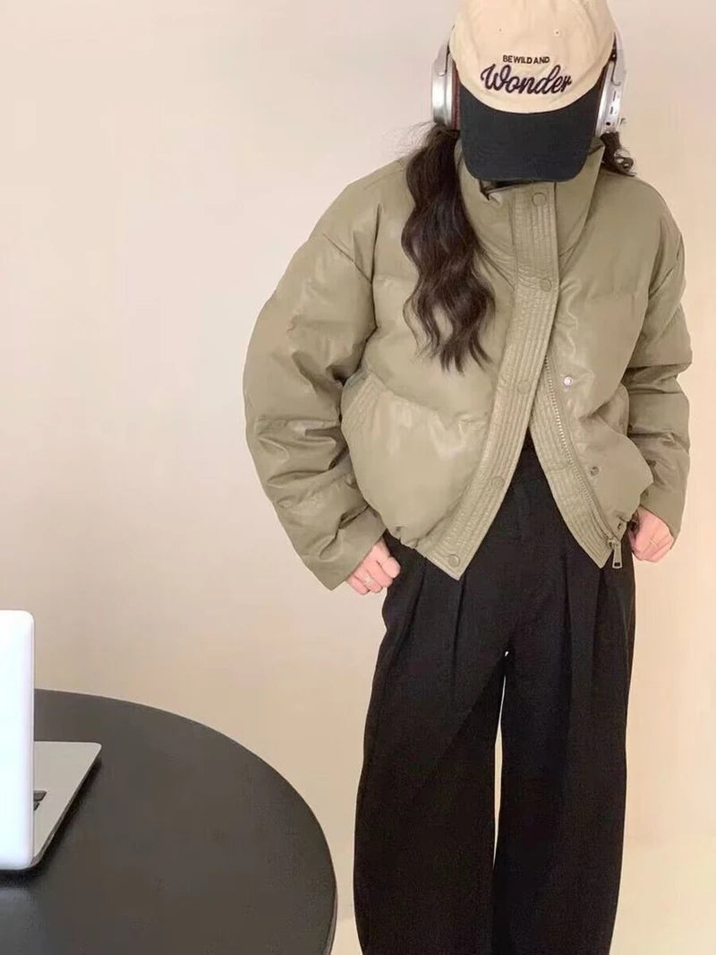 Winter Warme Dicke Parkas Frauen Neue Mode Lose Ernte Jacke Weibliche Schwarz Baumwolle Gepolsterte PU Leder Elegante Zipper Mantel Y2K Tops.