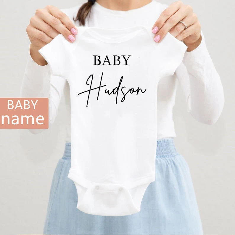 Personalisierter Name Baby Body Benutzerdefinierter Name Neugeborene Süße Kleidung Kleinkind Sommer Kurzarm Overall Unisex Kleinkind Dusche Geschenk.