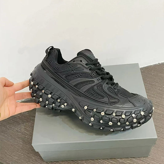 Fashion Brand Men's Or Women's Thick-soled Sports Shoes 2025 Spring New Rivet Design Couple Sports Shoes Breathable Casual Shoes.