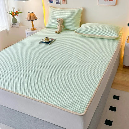 High End Latex Cooling Mattress with Elastic Band Quick-Dry Breathable Summer Bed Mat Machine Washable Foldable Sleeping Pad