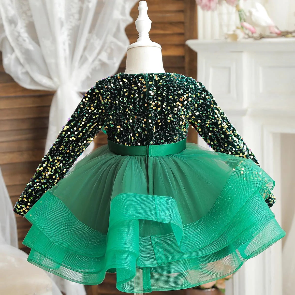 2024 Mädchenkleidung, Pailletten, High-End-Schleife, Puffrock, Kindergeburtstag, Bankett, Abendkleid, 3–10 Jahre alt, Ballettaufführung.