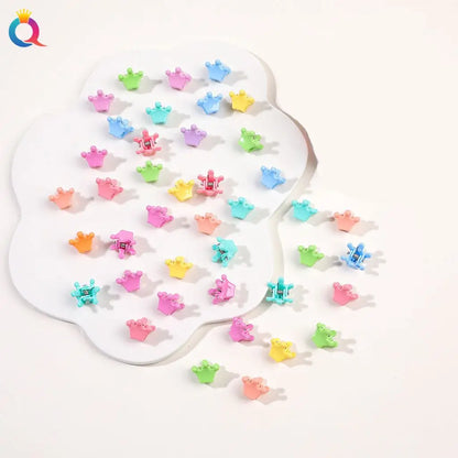 50Pcs Flower Hair Clips Multi color Mini Cute Hair Styling Accessories for Girls and Women Birthday Gifts,10 Colors at Least.