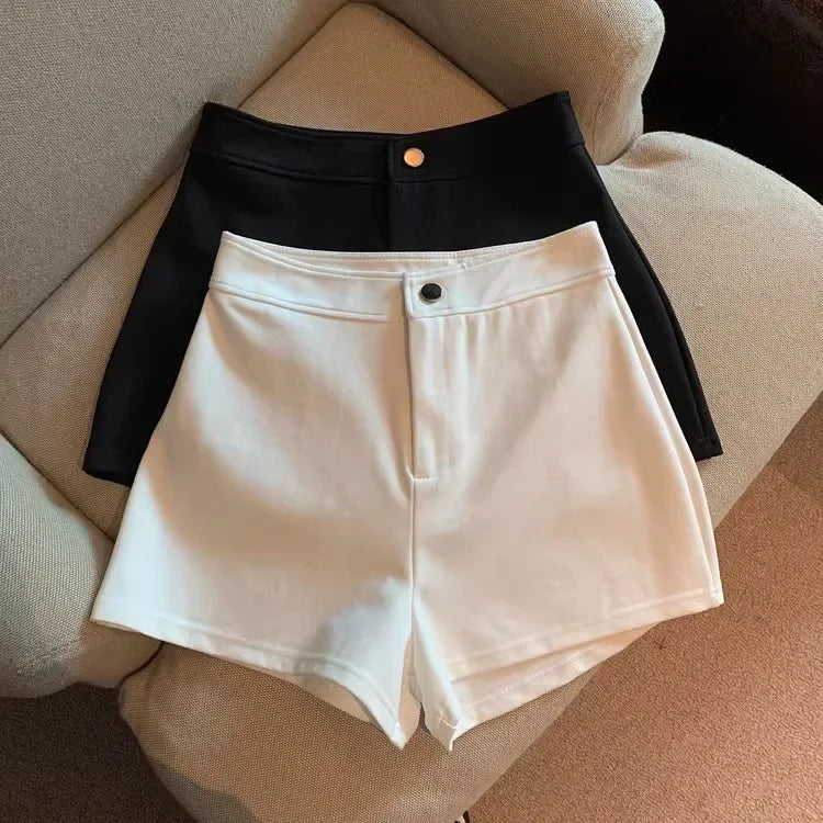 High-waisted Slimming A- line Tight Black Shorts For Women 2024 Spring Korean Style Elastic Hot Pants High Elasticity.