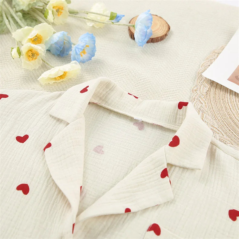 Sommer Neue Liebe Herz Druck Pyjama 100% Baumwolle Langarm Set 2Pcs Outfit Revers Nachtwäsche Taste Unten frauen pyjamas Nachtwäsche.