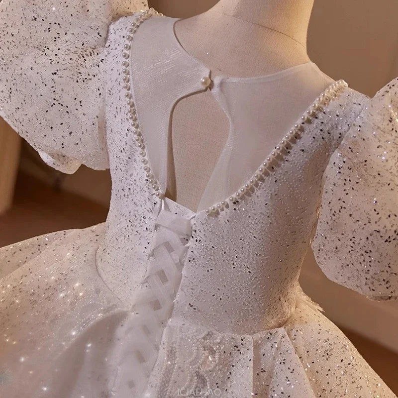 2025 Mädchen Neue Mode Prinzessin Kleid Große Kinder Weiß Klavier Leistung Puffy FormalParty WearParty Tragen Kleid Host Outfit Geburtstag.