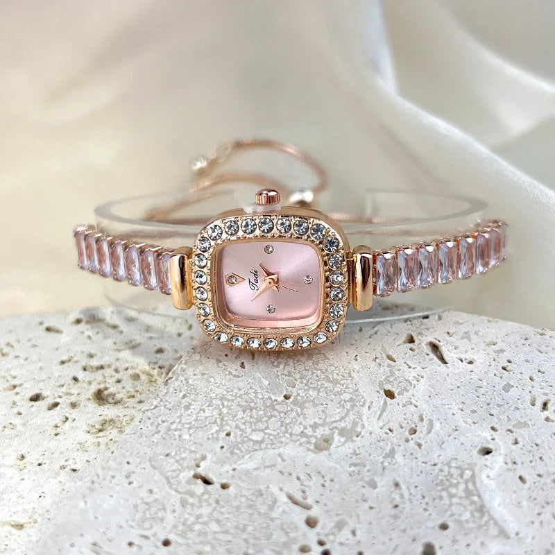 Luxury Women Watches Fashion Diamond Crystal Watches Elegant Quartz Wristwatches for Bracelet Female Wrist Watch Reloj Mujer.