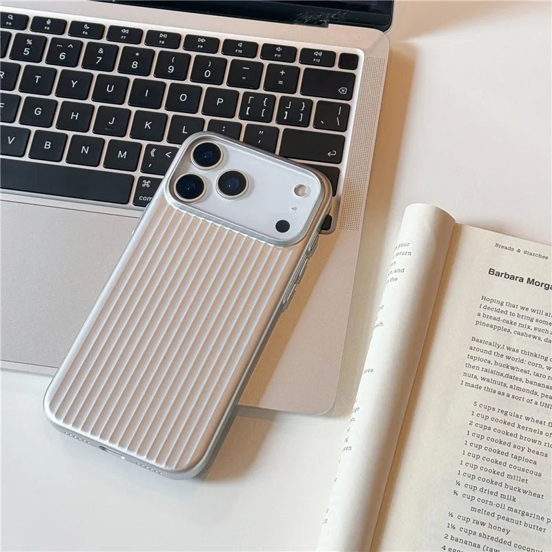 Electroplated 3D Stripes Pattern for Magsafe Magnetic Case For iPhone 17 17Pro 16 15 16Pro Max Matte Shockproof Hard PC Cover.